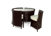Conjunto FIDJI- 4 sillas y 1 mesa