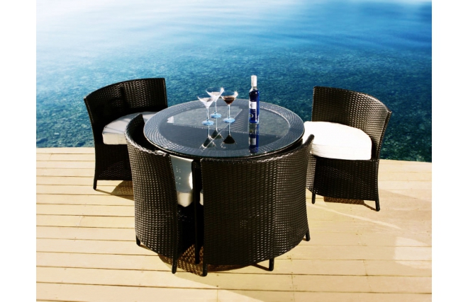 Conjunto FIDJI- 4 sillas y 1 mesa