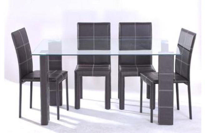Conjunto mesa de comedor y sus 4 sillas de dise&ntilde;o Banak 