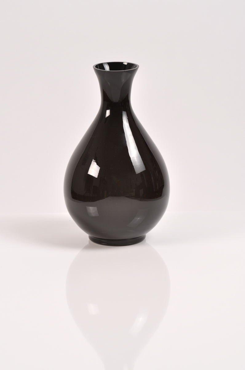 Florero de dise&ntilde;o negro RASSUR