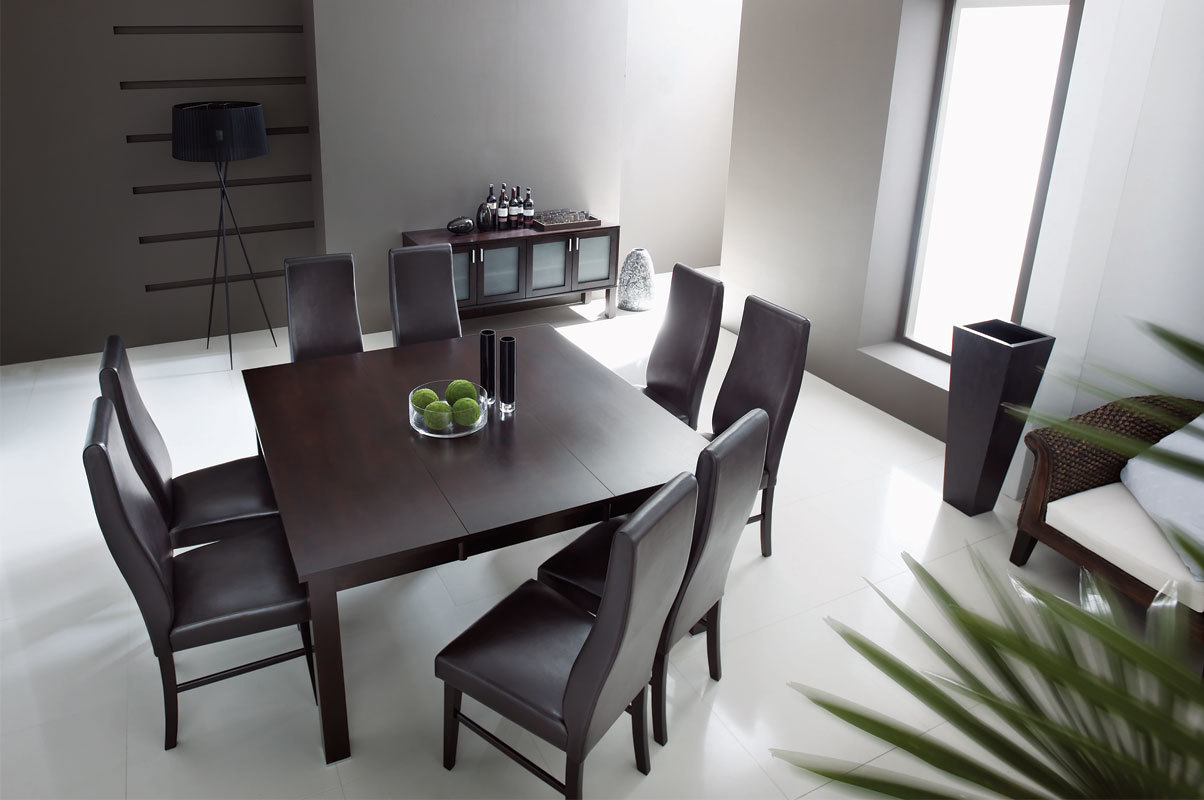 La mesa JADON de roble y de color wenge