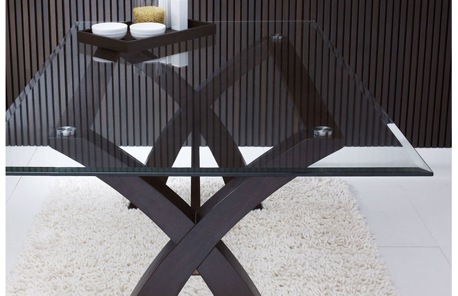 La mesa Nicolas con encimera de cristal y de color wenge