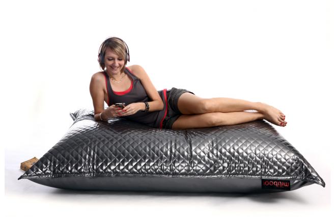 Puf gigante acolchonado de dise&ntilde;o plateado BIG MILIBAG TREND