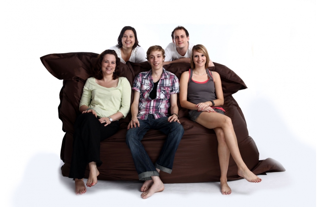 Puf gigante de dise&ntilde;o marr&oacute;n  FAMILY MILIBAG