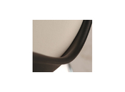 Silla Steevy de color negro giratoria y de altura regulable