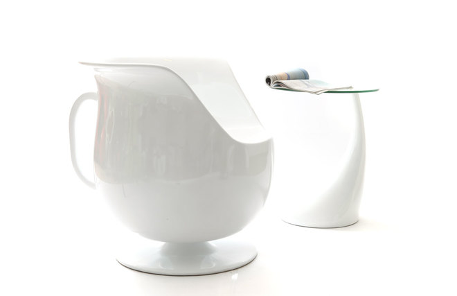 Sill&oacute;n de dise&ntilde;o blanco CUP