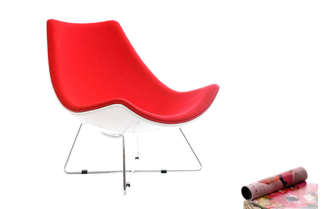 Sill&oacute;n de dise&ntilde;o blanco y rojo HELIO