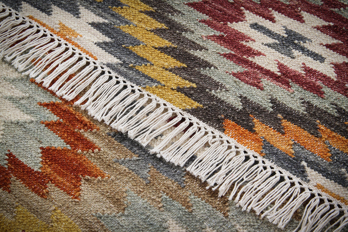 Alfombra kilim tejida a la mano en lana y algodn 160 x 230 cm CHEYENE