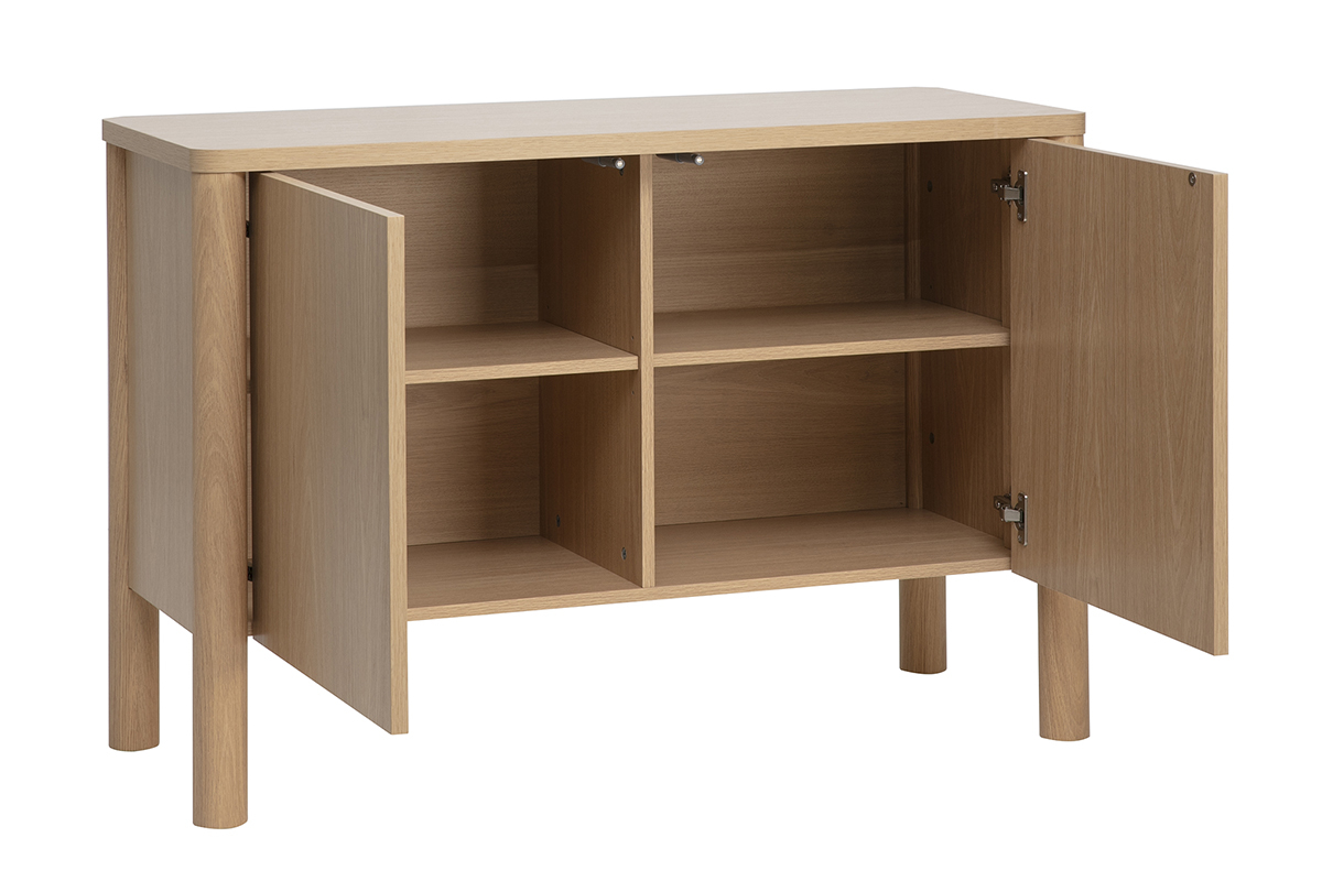 Buffet IZZIE de madera clara de roble con dos puertas y estante interior, vista de 3/4