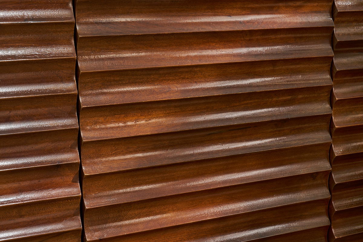 Aparador de 3 puertas de madera oscura maciza de mango y metal negro 140 cm ONDA