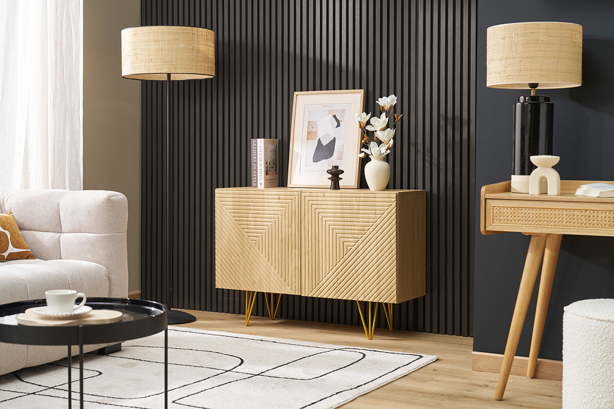 Aparador de diseo de madera de roble claro con grabados y metal dorado 2 puertas 107 cm OZEN
