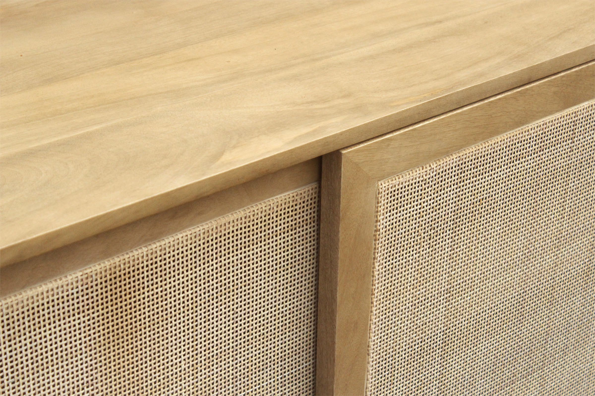 Aparador de madera maciza de mango y caa de ratn con 3 puertas correderas 180 cm ACANGE