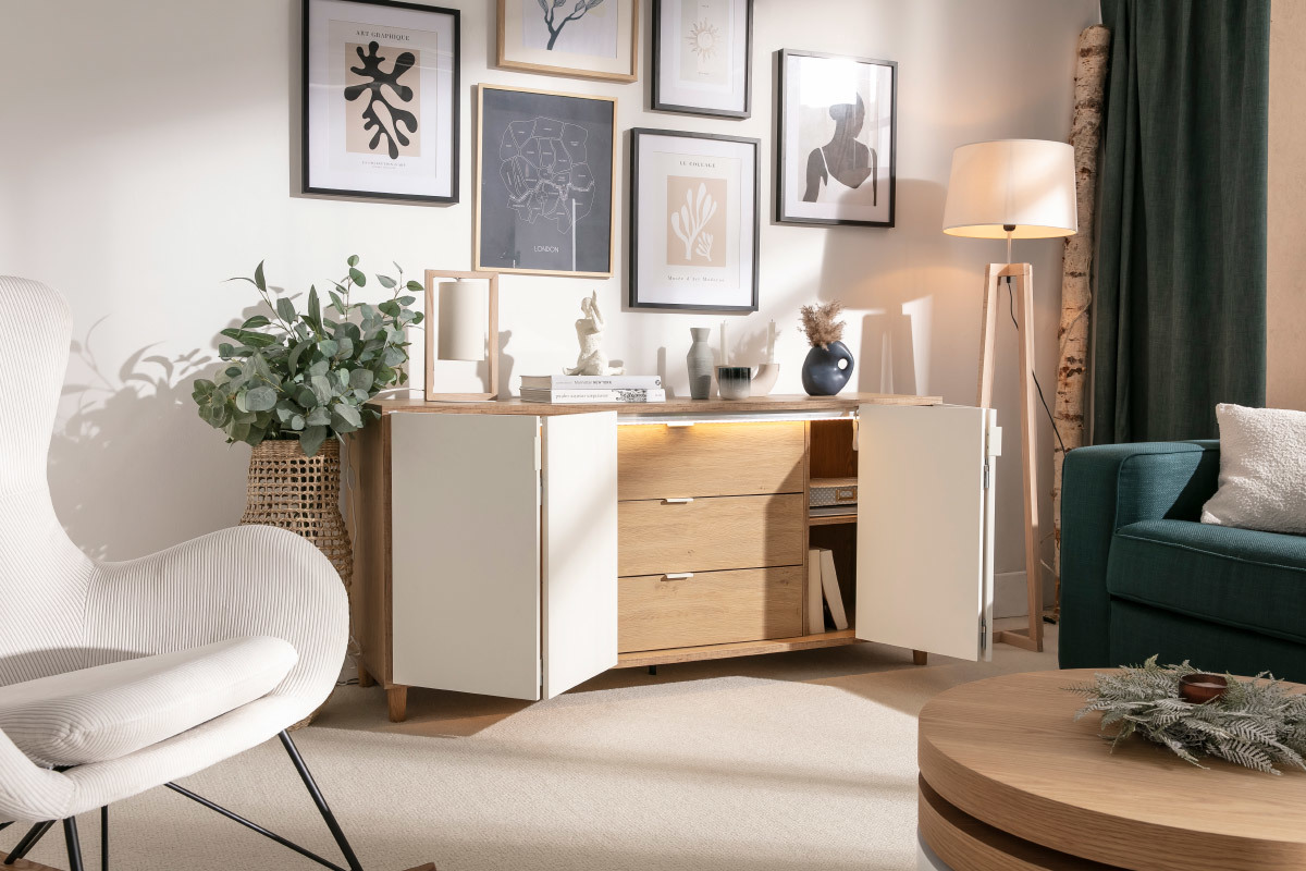 Aparador n�rdico blanco con patas de madera 160�cm VESTA