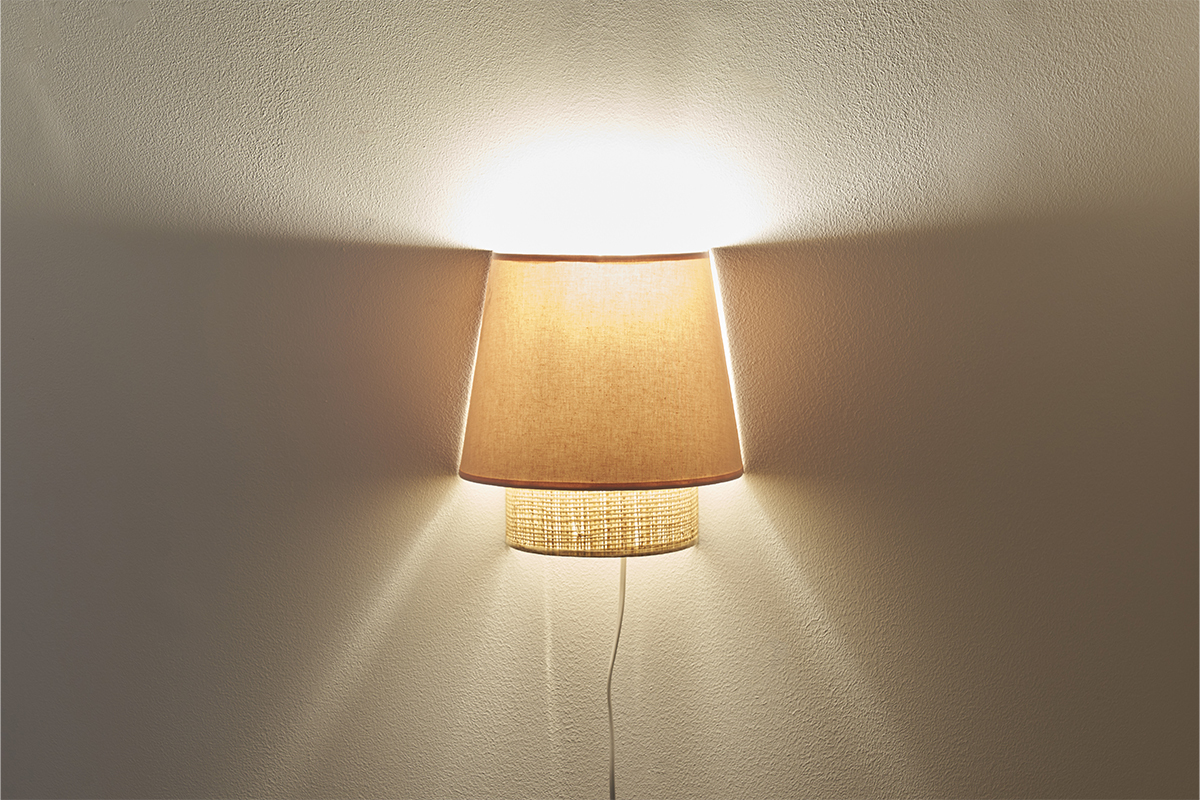 Aplique de pared de diseo en algodn rosa y rafia natural 25 cm JUME
