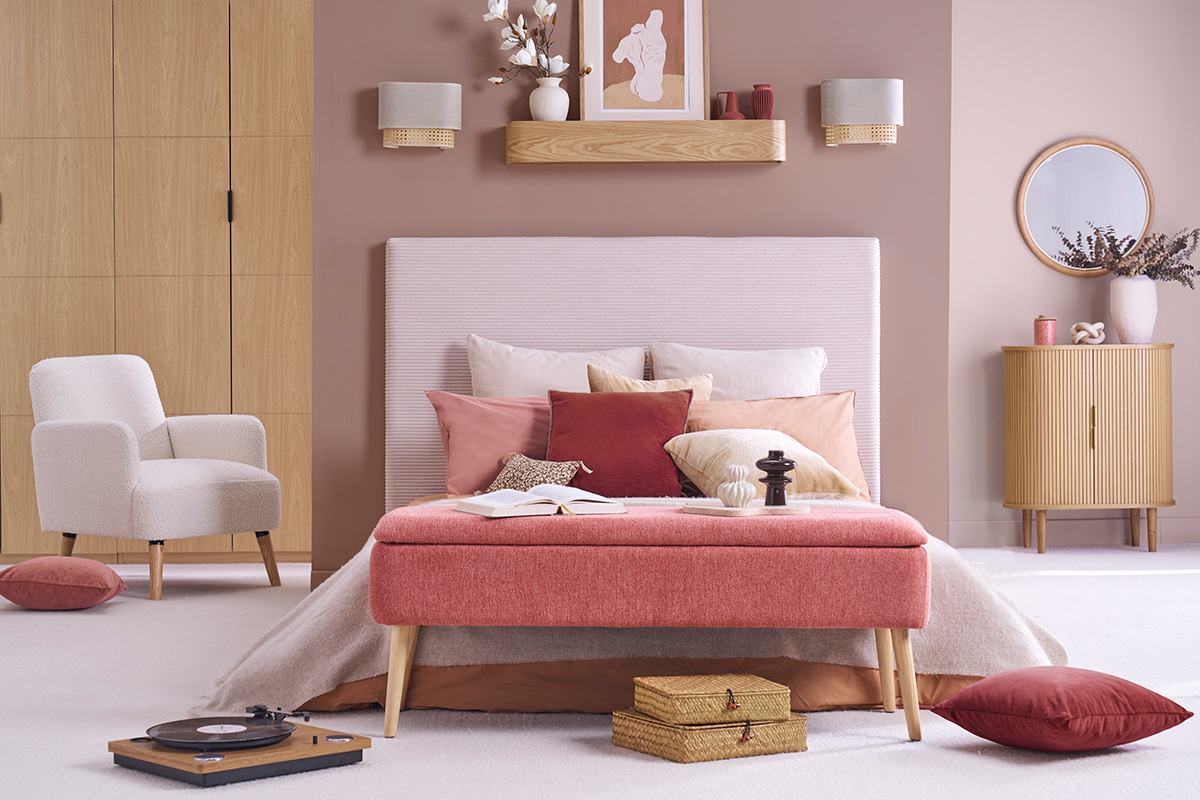 Banco bal de tela de terciopelo texturizado terracota y madera clara maciza L120 cm LARS