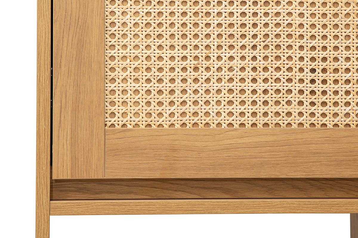 Detalle de una puerta de rat�n tejido y acabado en madera clara de la biblioteca SEVILLA.