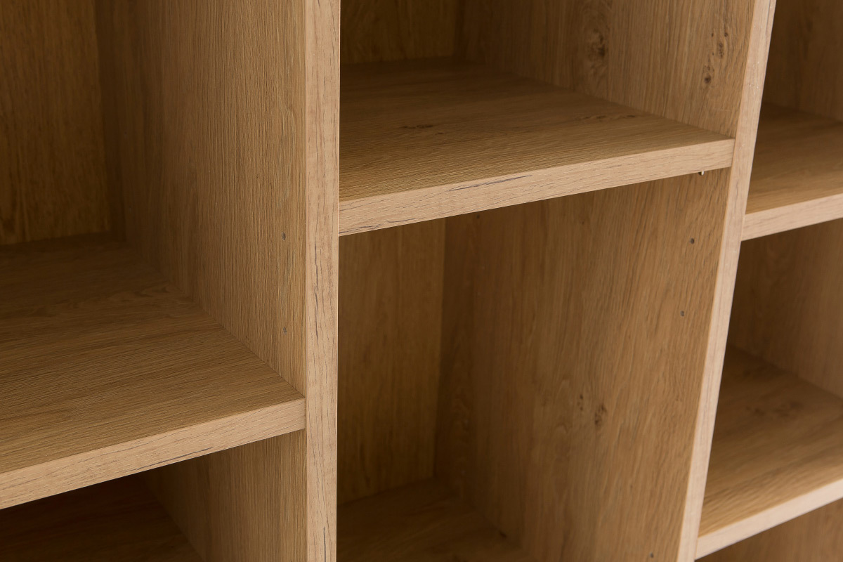 Biblioteca moderna en madera color roble RYTHM