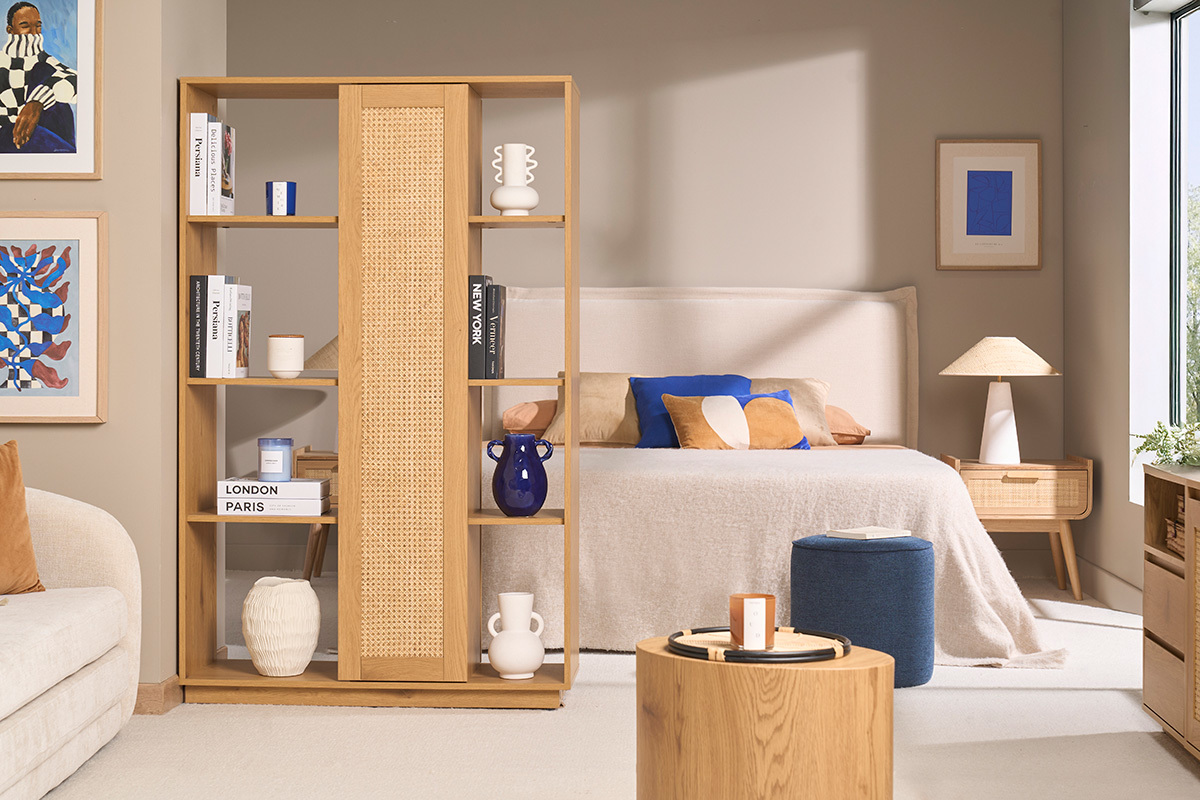 Biblioteca separadora con almacenamientos acabado madera clara roble y trenzado rat�n L100 cm ALICANTE