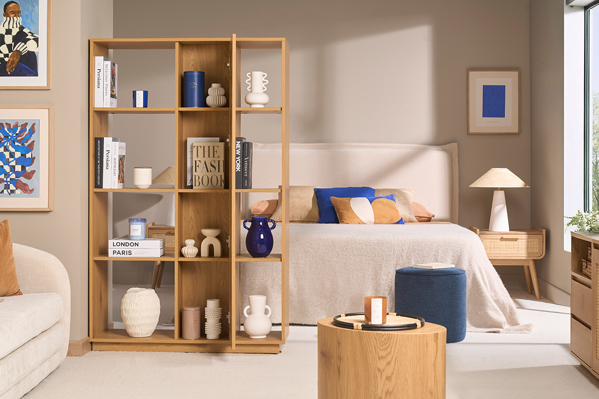 Biblioteca separadora con almacenamientos acabado madera clara roble y trenzado rat�n L100 cm ALICANTE