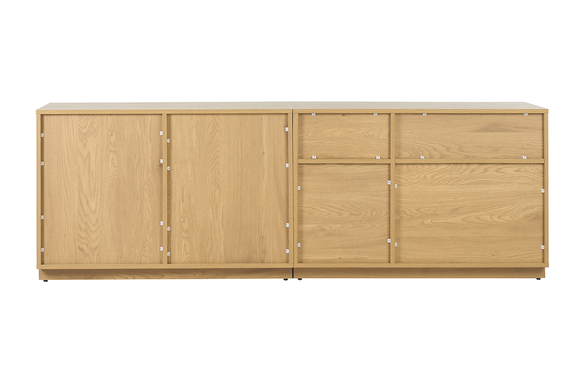 Buffet madera clara de roble con tejido de rat�n, dos puertas, vista trasera.