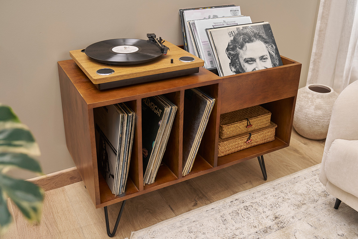 Buffet de almacenamiento de vinilos en madera de mango masivo teido y metal L90 cm BOOGIE