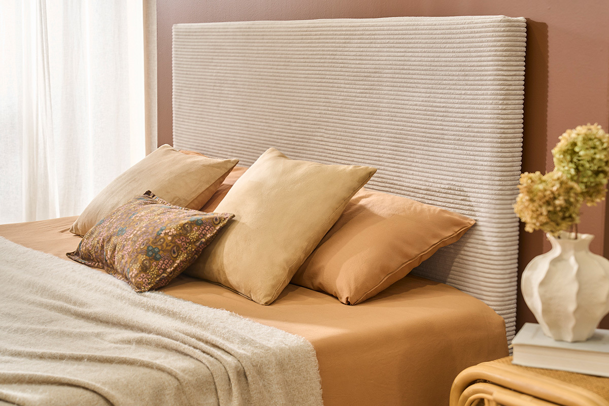 Cabecero de cama en terciopelo acanalado beige L160 cm YOLANDA