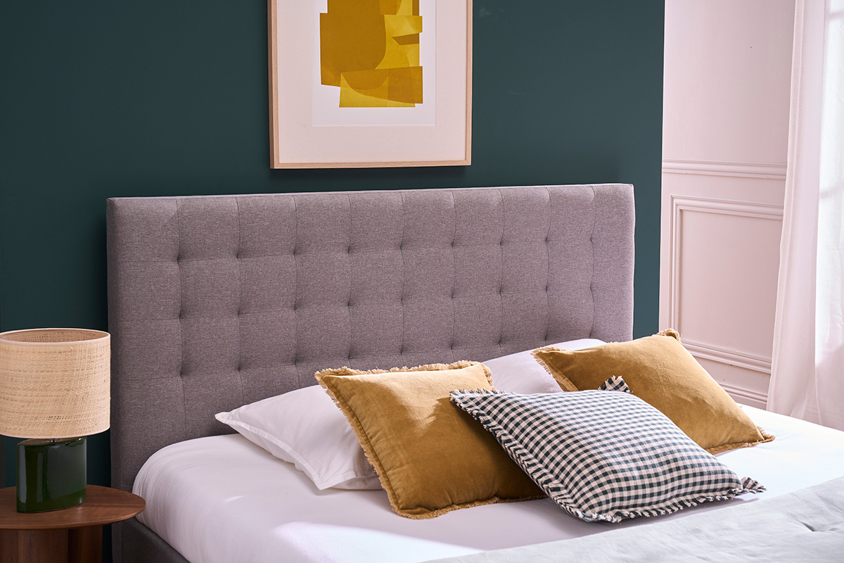 Cama con cabecero capiton tejido gris claro 160x200 DANAE