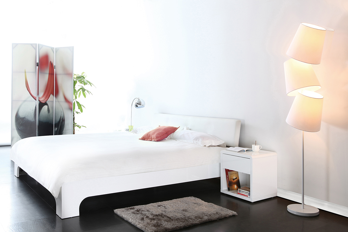 Cama dise�o lacado blanco 2 personas 140x190 ELIAH