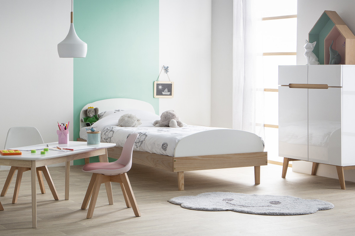 Cama infantil blanca y madera KUNG
