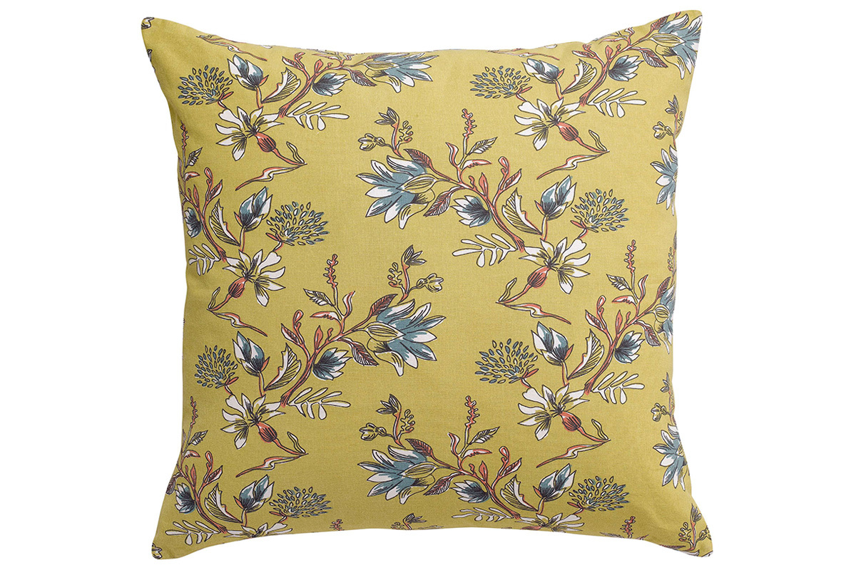 Cojn estampado flores amarillo curry 60 x 60 cm GILIA