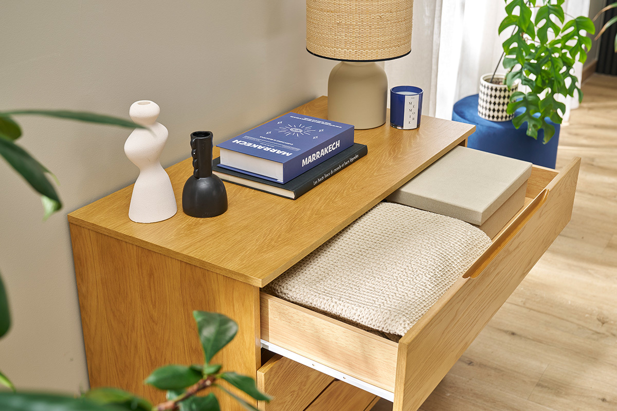 Cmoda escandinava de madera clara de roble con 3 cajones L90 cm FELIX