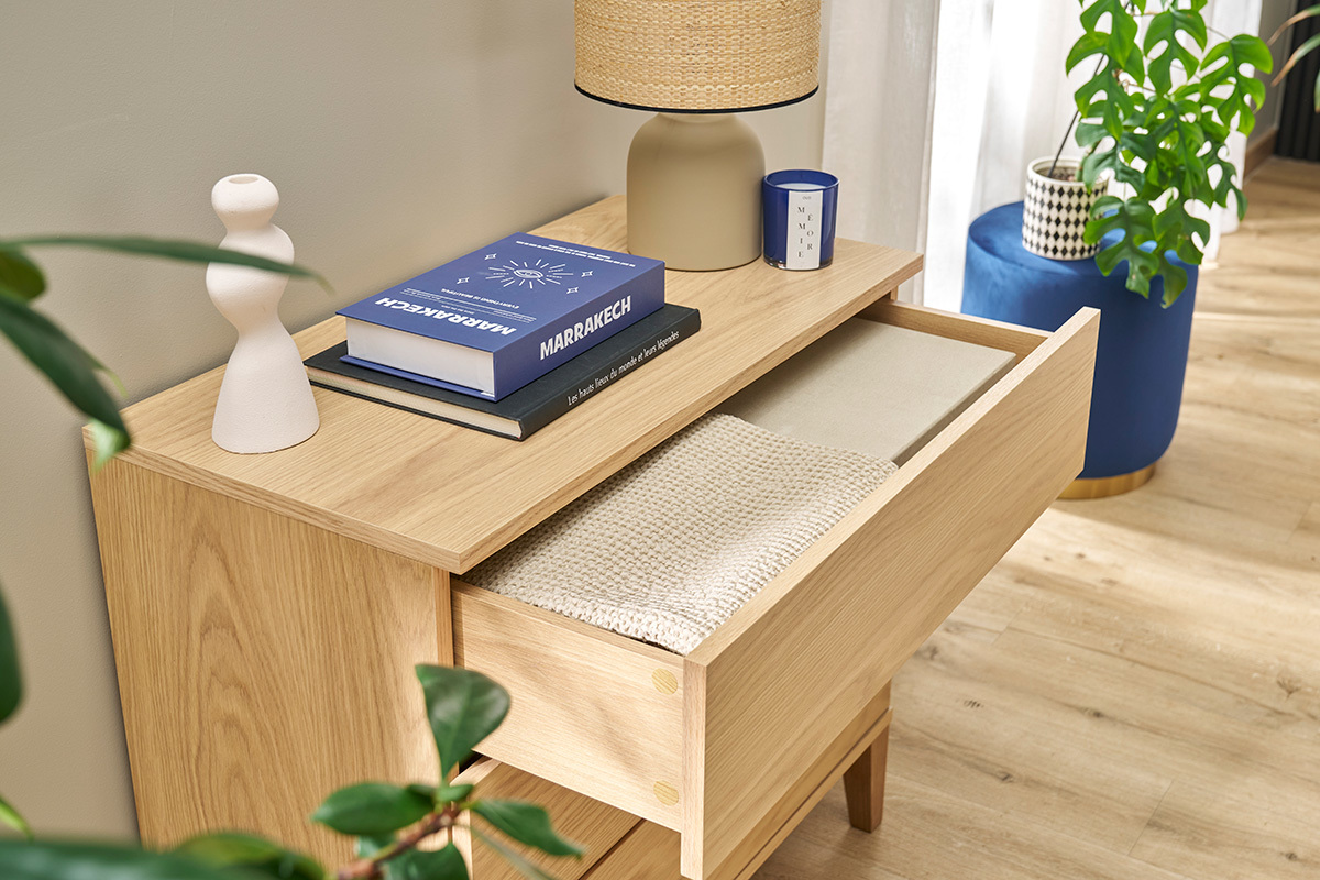 Cmoda nrdica de 3cajones de madera clara FREDDY