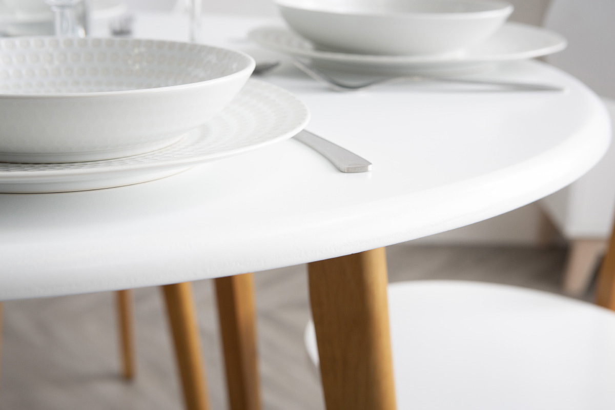 Conjounto mesa y 4 sillas blanco y madera LEENA