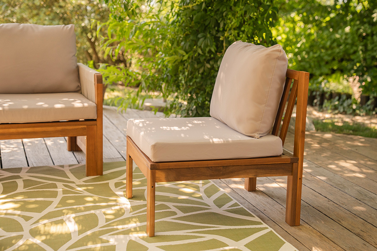 Conjunto de jard�n 3-4 plazas en madera maciza, 2 juegos de fundas (taupe o crudo) y reposabrazos trenzados ALOHA