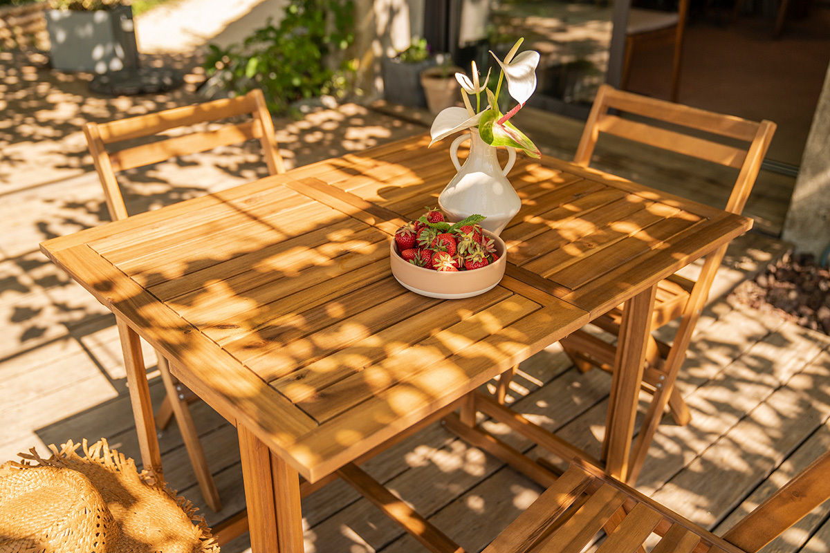 Conjunto de mesa extensible con almacenaje y 4 sillas plegables de madera maciza CARMEN