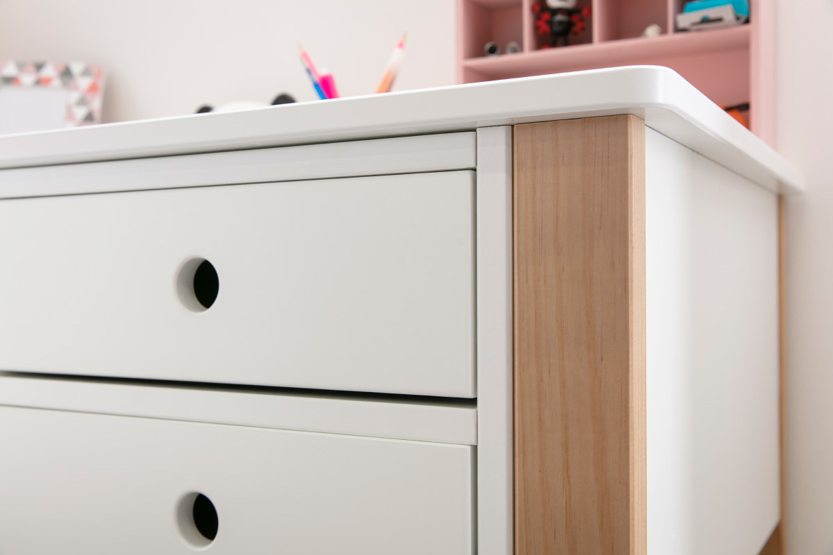 Escritorio nrdico infantil blanco y madera PITI