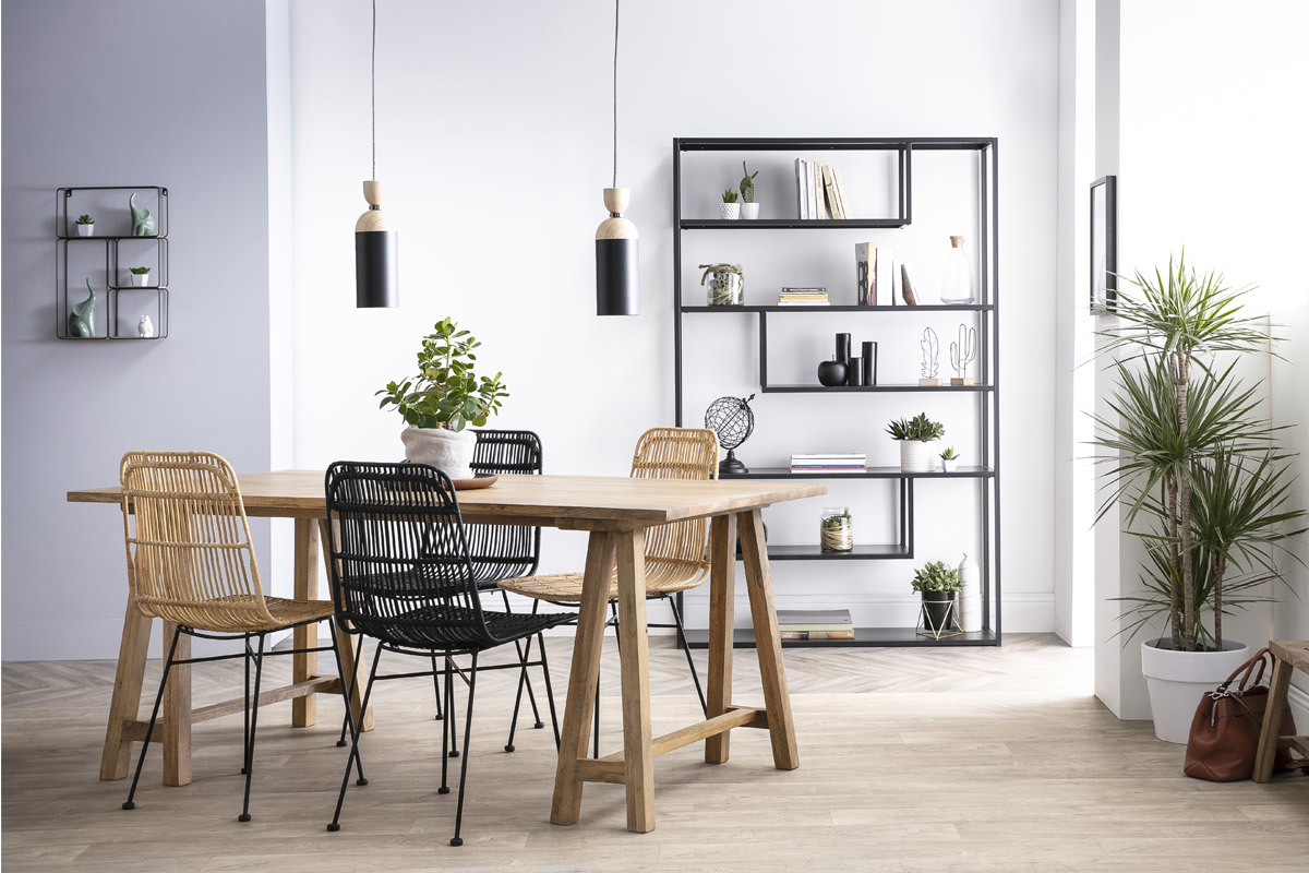 Estantera moderna metal negra y madera BRICK