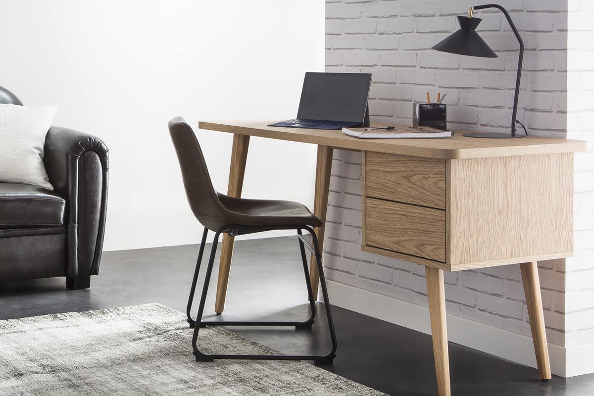 L�mpara de mesa dise�o acero negro LEEDS