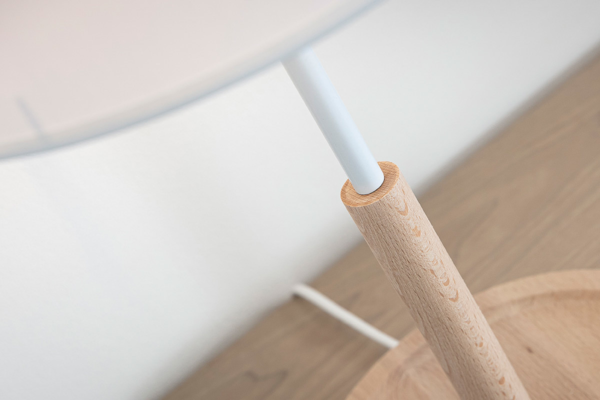 Lmpara de mesa diseo madera blanco ELIOT
