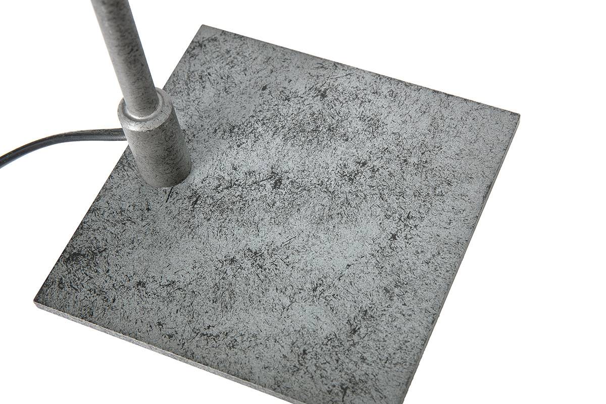 Lmpara de mesa industrial en metal negro GARBI