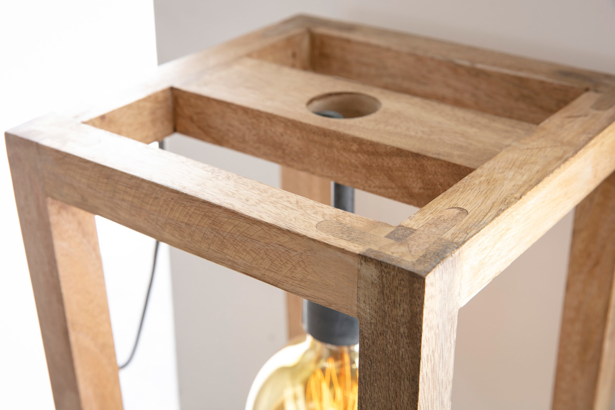 Lmpara de pie en madera de mango BOSCO
