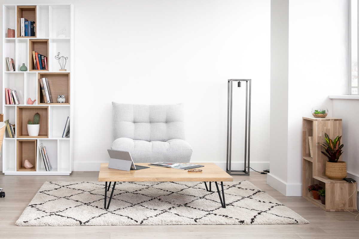 Lmpara de pie en metal COLUMN