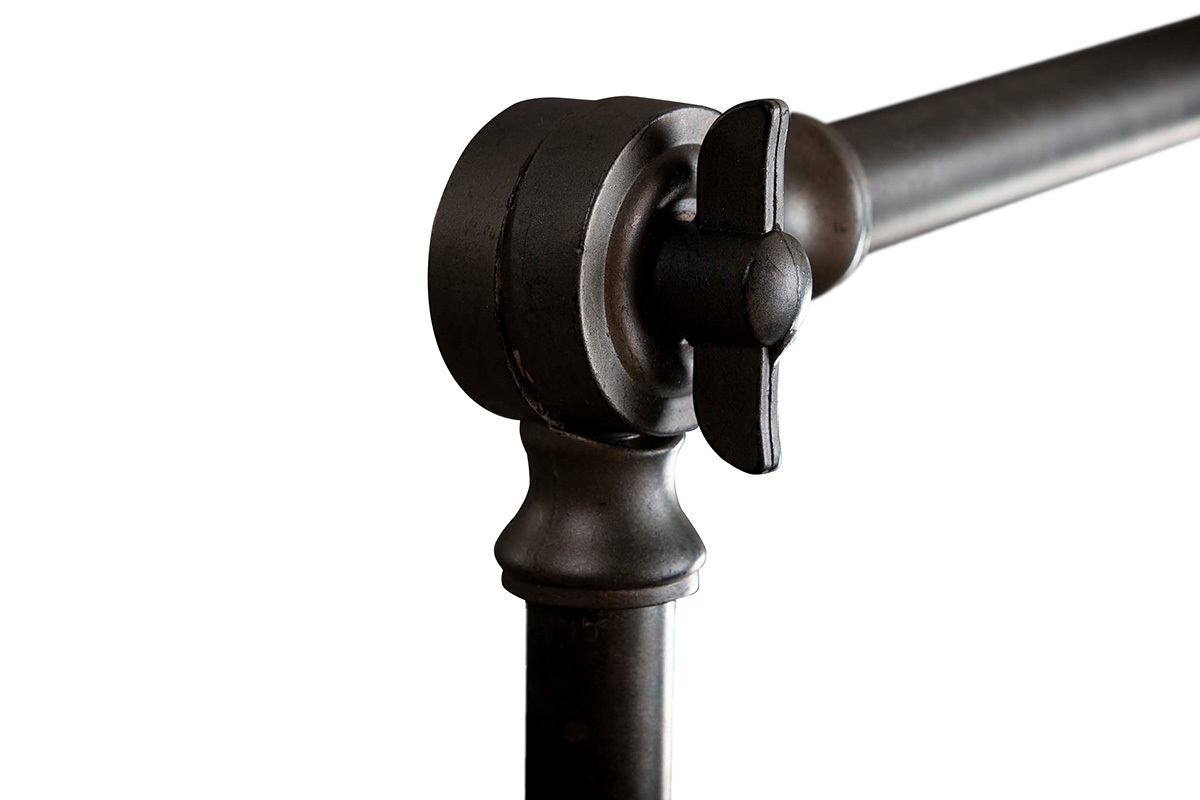 Lmpara de pie industrial en metal gris antracita BUCKET