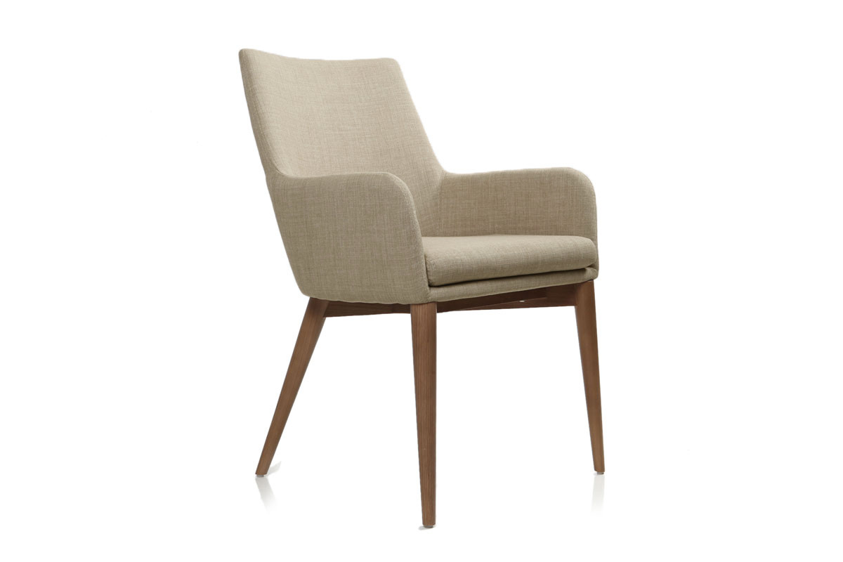 Lote de 2 sillones de diseo en polister beige SHANA