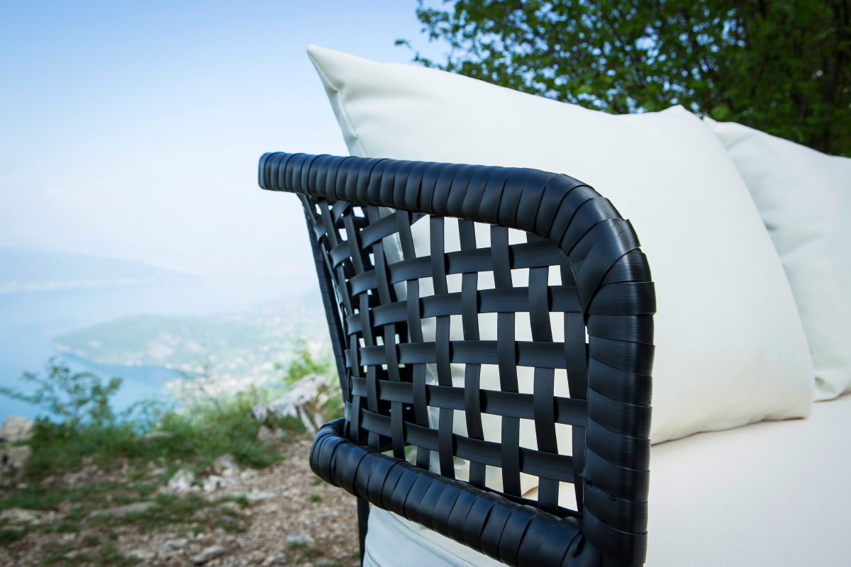 Lote de 2 sillones de jardn en resina imitacin mimbre negro MONACO