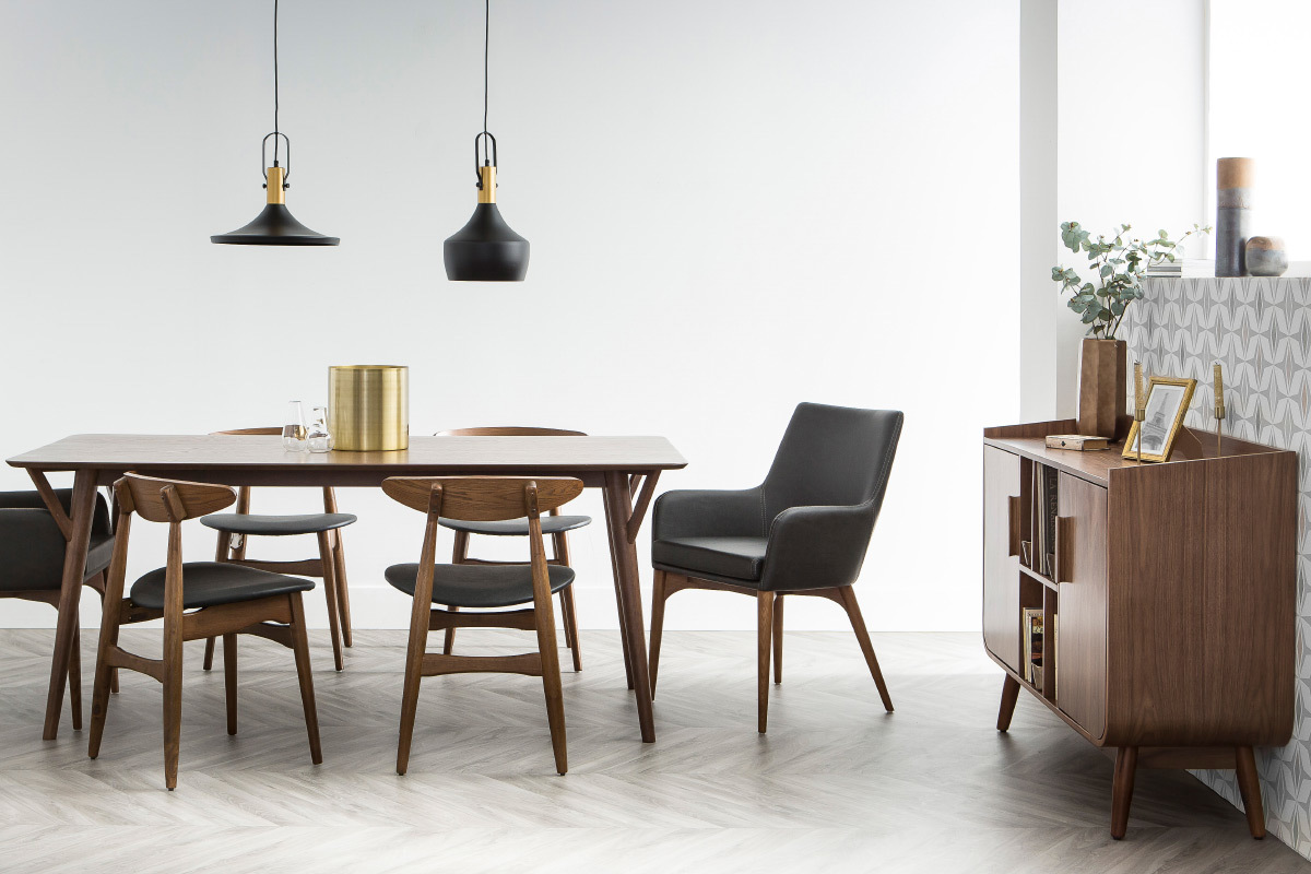 Lote de 2 sillones vintage PU negro y madera  SHANA