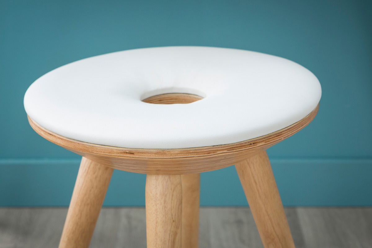 Lote de 2 taburetes diseo madera natural y blanco NORDECO