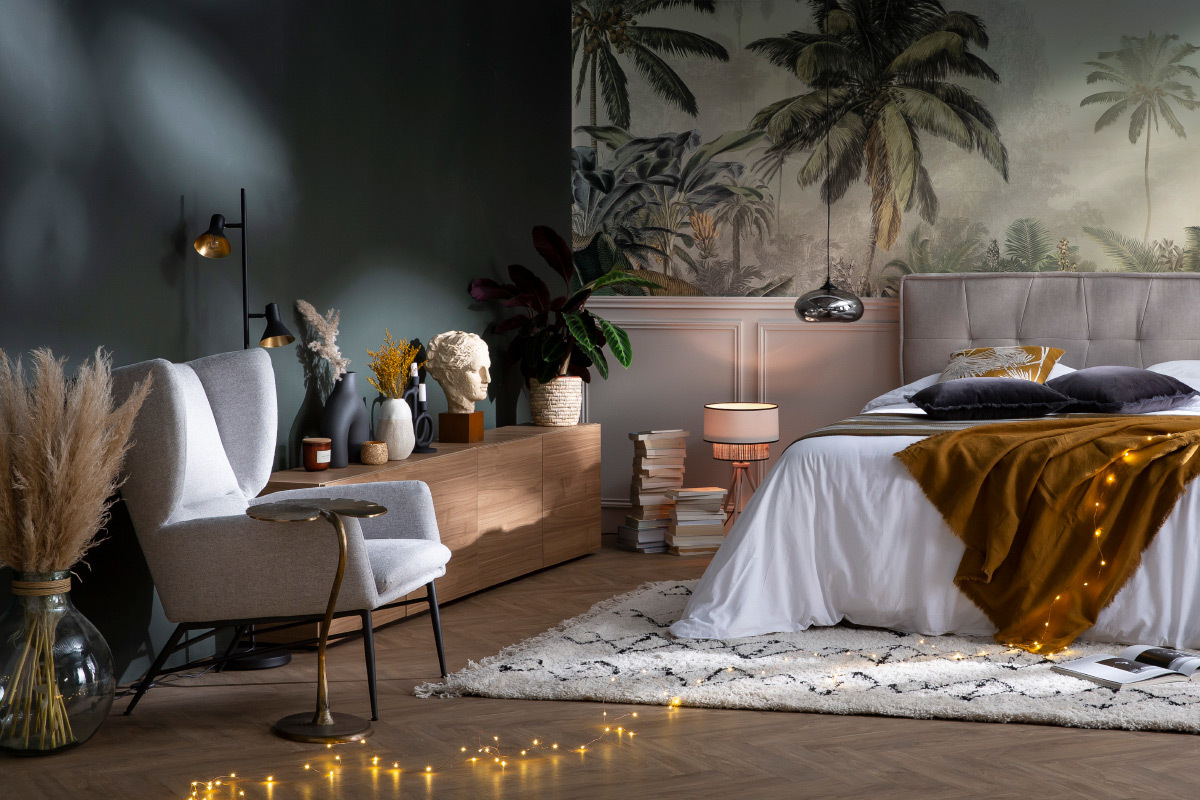 Mesa auxiliar con tablero en hoja en lat�n envejecido FOGLIA