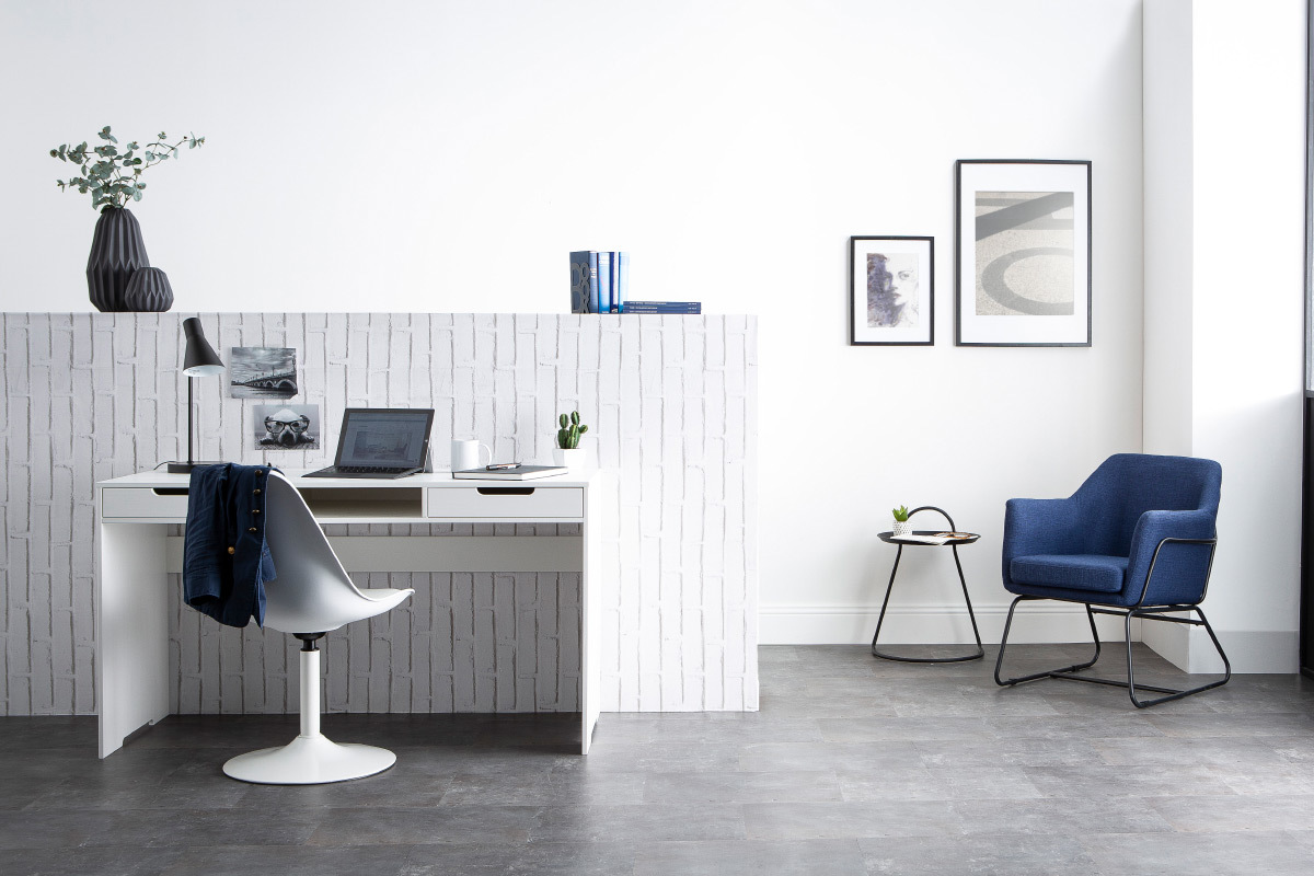 Mesa auxiliar dise�o metal negro MOVE