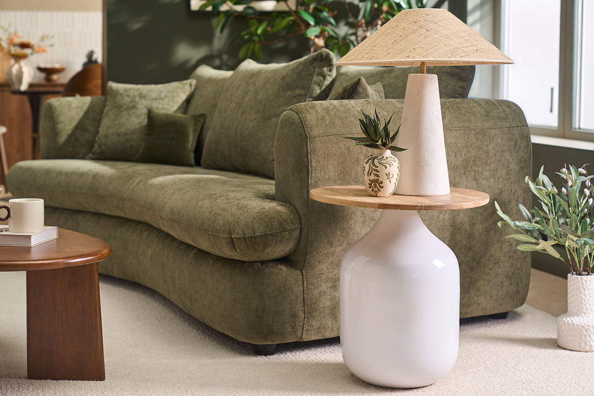 Mesa auxiliar redonda de dise�o blanco y madera de mango macizo H49 cm VERONA